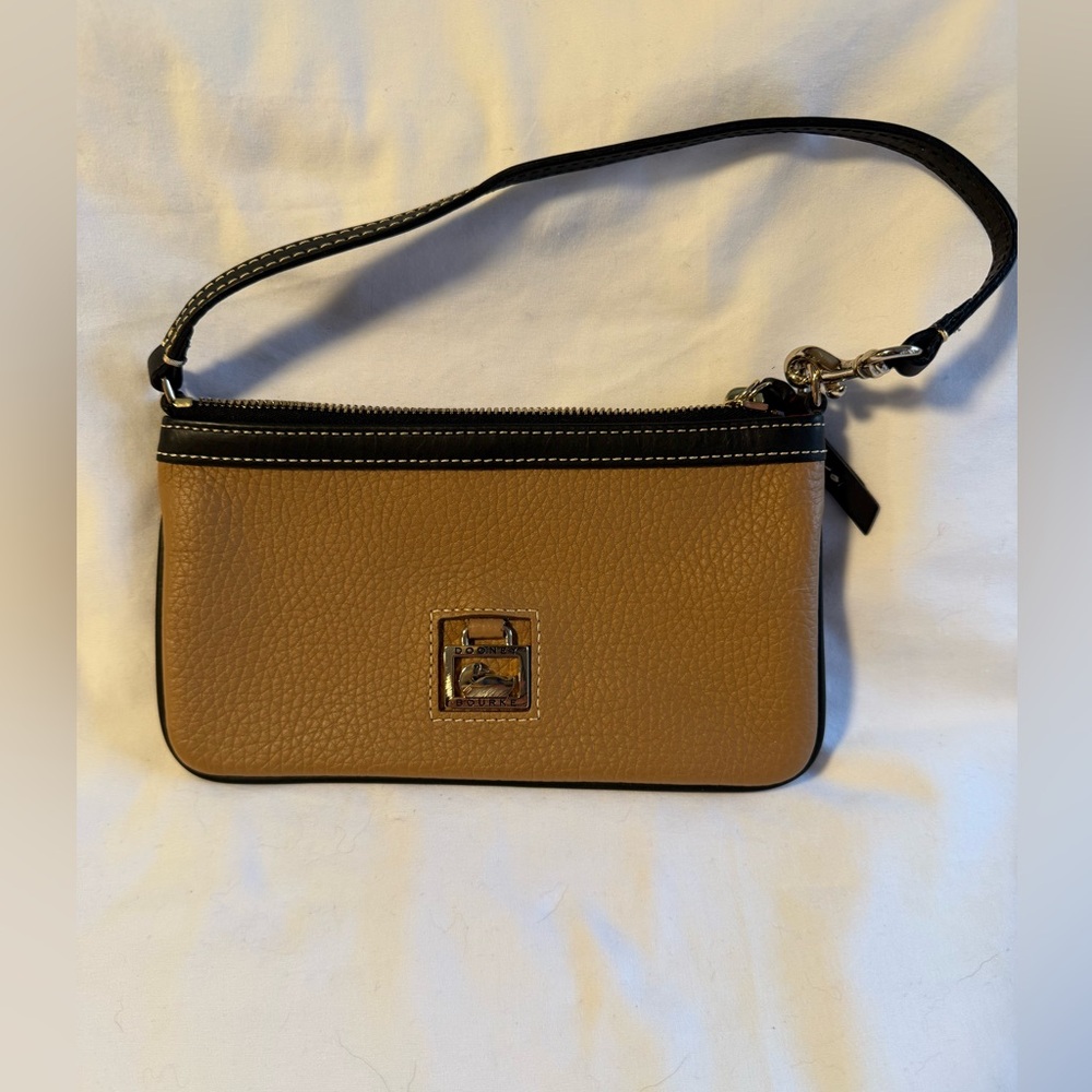 Dooney & Bourke Pebble Grain Leather Wristlet